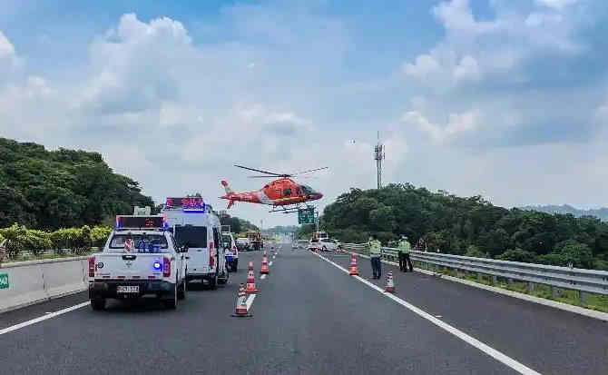 官渡区高速公路汽车救援案例